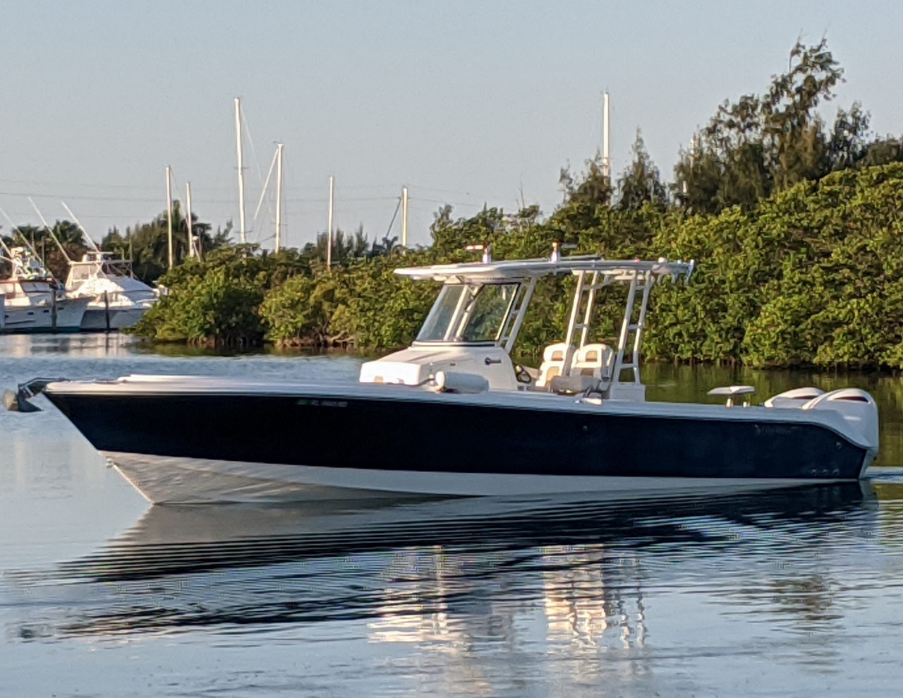 32 Edgewater VBR Rental Boat